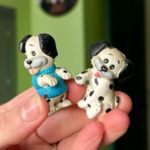 ❌SOLD Dogs Adorable Trinket Magnet Set of 2